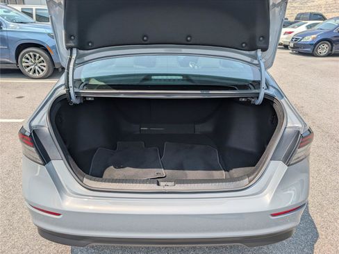 Used 2025 Honda Accord Sport image 13