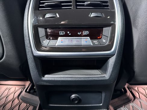 Used 2022 BMW X5 xDrive45e w/ M Sport Package AWD/4WD image 23