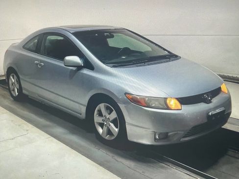 Used 2008 Honda Civic EX image 2