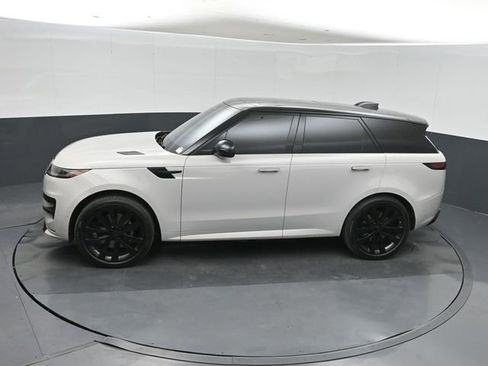 Used 2026 Land Rover Range Rover Sport Autobiography AWD/4WD image 35