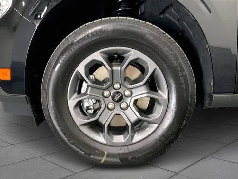 Used 2023 Ford Maverick XLT image 9