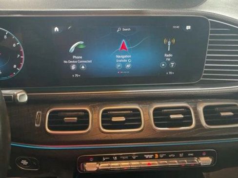 Used 2022 Mercedes-Benz GLE 350 4MATIC w/ AMG Line Exterior image 17