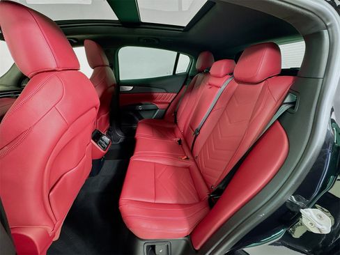 New 2025 Maserati Grecale Modena image 25