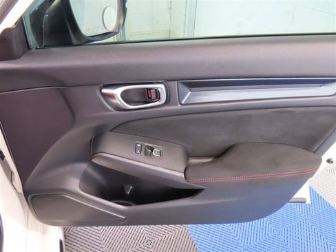Used 2023 Honda Civic Type R image 34