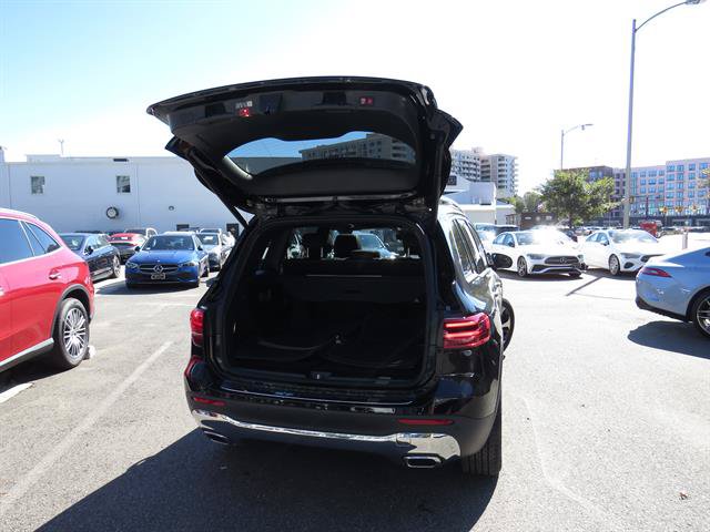 Certified 2024 Mercedes-Benz GLB 250 4MATIC image 29