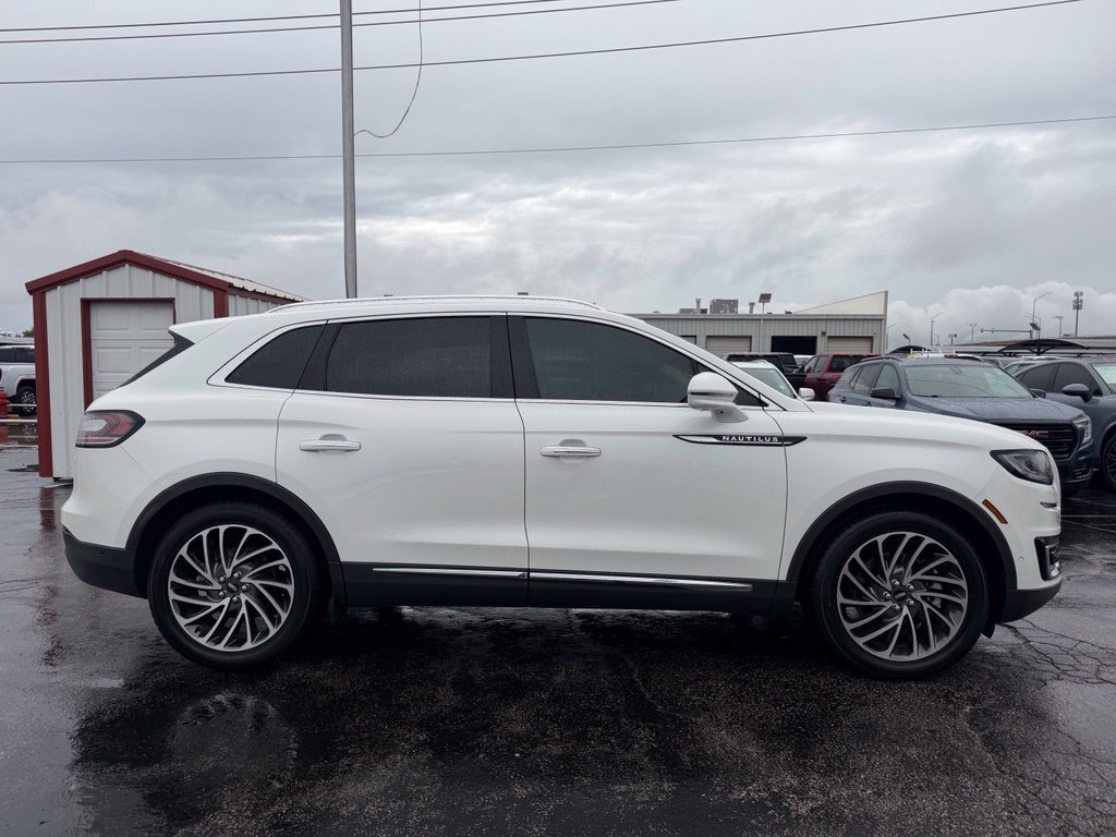 Used 2020 Lincoln Nautilus Reserve w/ Equipment Group 201A FWD image 4