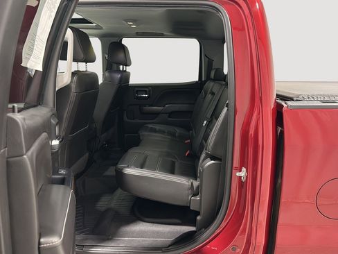 Used 2018 GMC Sierra 2500 Denali image 22