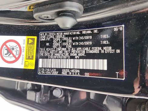 Used 2019 Toyota Highlander Limited AWD/4WD image 28