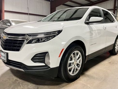Used 2022 Chevrolet Equinox LT image 6