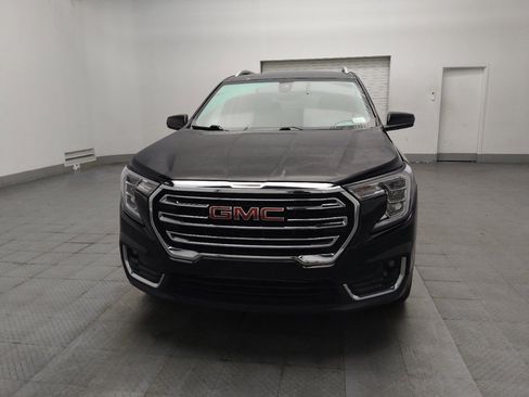 Used 2024 GMC Terrain SLT AWD/4WD image 15