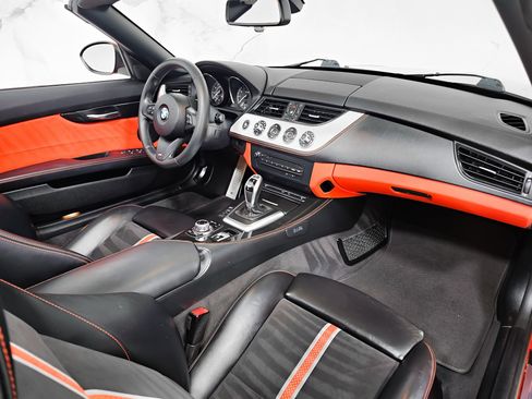 Used 2014 BMW Z4 sDrive35i image 17