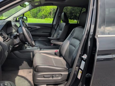 Used 2023 Honda Ridgeline RTL-E image 13
