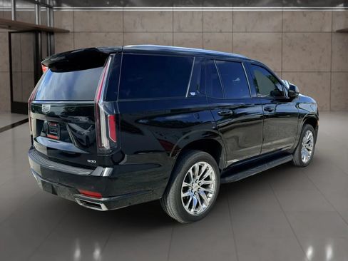 Used 2021 Cadillac Escalade Premium Luxury w/ LPO, Radiant Package AWD/4WD image 3