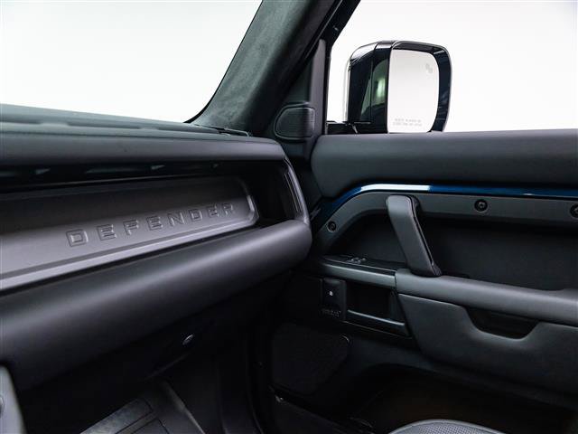 New 2026 Land Rover Defender 110 OCTA AWD/4WD image 30