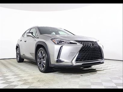 Used 2022 Lexus UX 200 w/ Accessory Package (Z1)