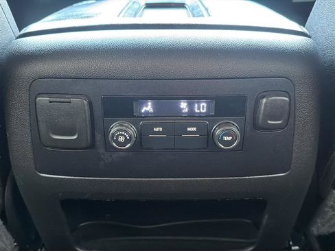 Used 2016 Chevrolet Tahoe LT AWD/4WD image 18