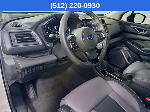 Used 2025 Subaru Ascent Onyx Edition image 10