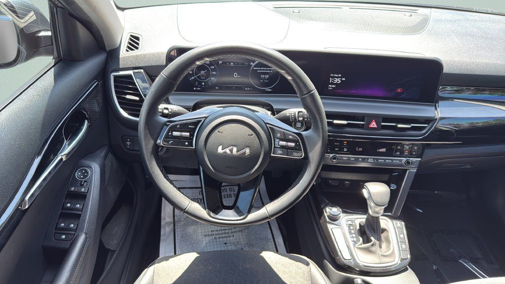 Used 2024 Kia Seltos S AWD/4WD image 12
