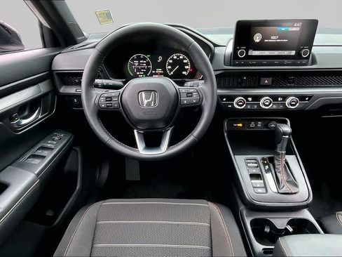 Used 2024 Honda CR-V Sport image 6