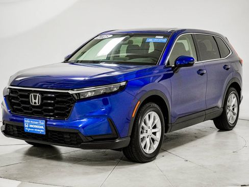Certified 2025 Honda CR-V EX image 3