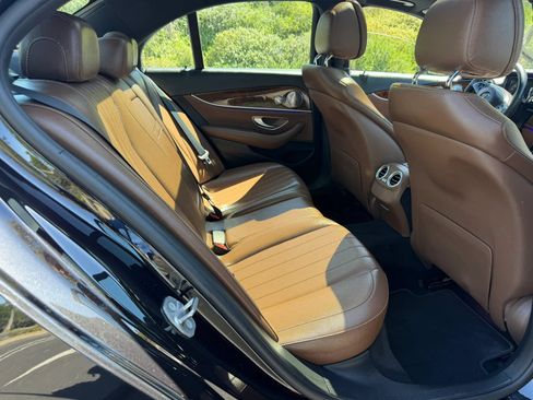 Used 2017 Mercedes-Benz E 300 4MATIC image 22