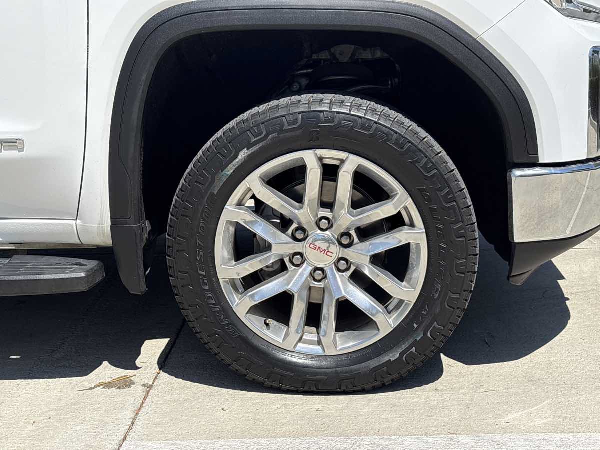 Used 2020 GMC Sierra 1500 SLT w/ SLT Premium Plus Package AWD/4WD image 9