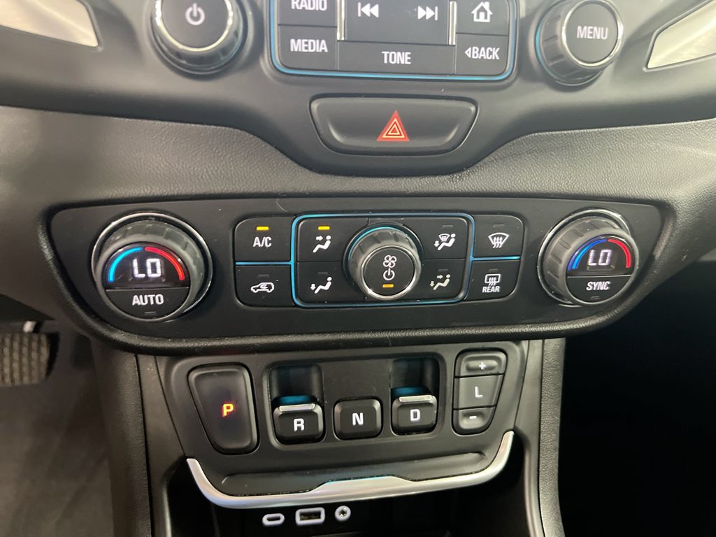 Used 2018 GMC Terrain SLE w/ Driver Convenience Package FWD image 17