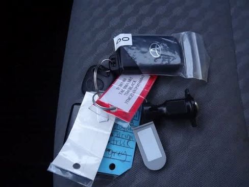 Used 2023 Toyota Tacoma SR5 image 29