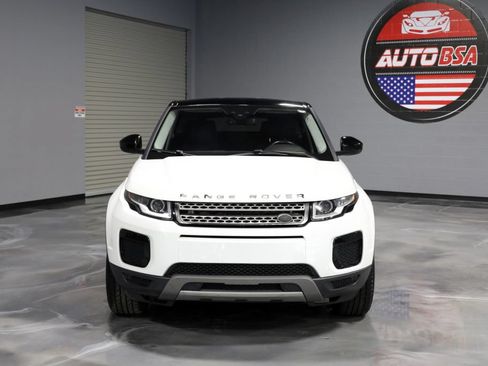 Used 2018 Land Rover Range Rover Evoque SE AWD/4WD image 2