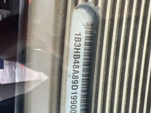 Used 2009 Dodge Caliber SXT image 30