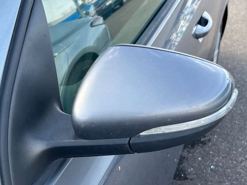 Used 2011 Volkswagen Golf TDI image 21