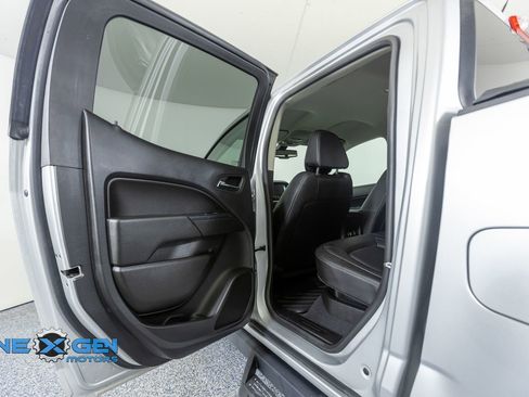 Used 2020 Chevrolet Colorado ZR2 image 26