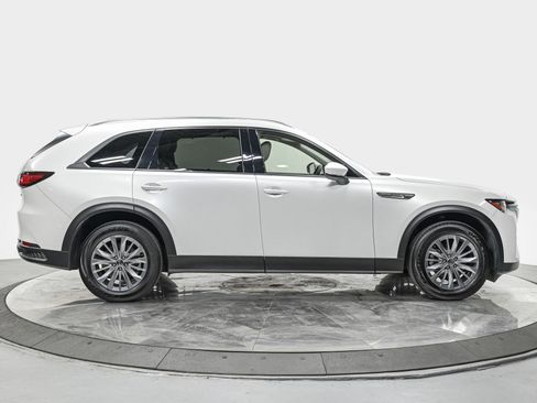 Used 2025 MAZDA CX-90 3.3 Turbo w/ Preferred Package image 8