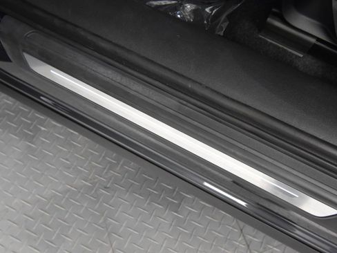 New 2025 Audi Q5 Premium Plus image 17