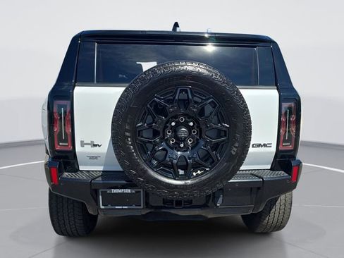 Used 2025 GMC Hummer EV 2X AWD/4WD image 4