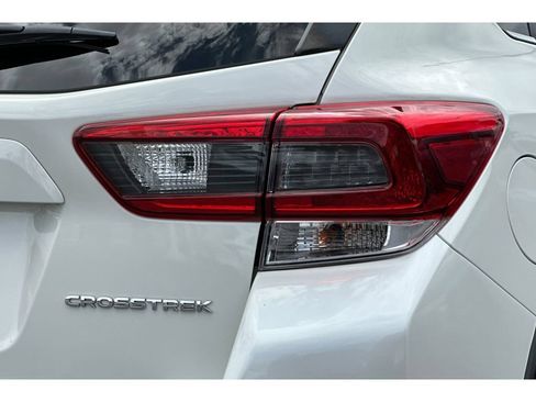Used 2021 Subaru Crosstrek 2.5i Limited w/ Moonroof Package 2 AWD/4WD image 34