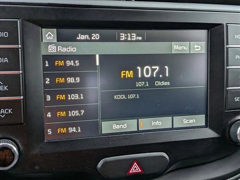 Used 2021 Kia Soul LX image 13