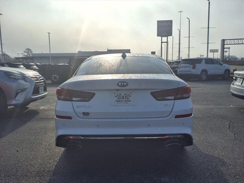 Used 2020 Kia Optima EX image 18