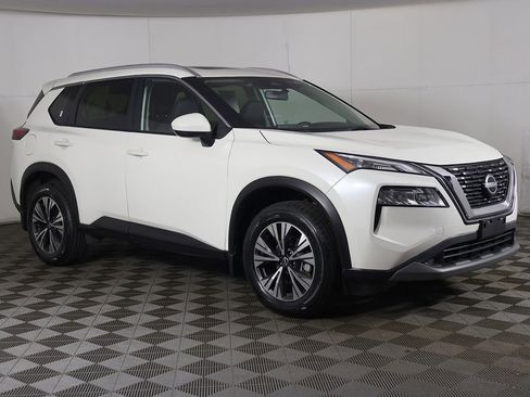 Used 2023 Nissan Rogue SV w/ SV Premium B Package AWD/4WD image 2
