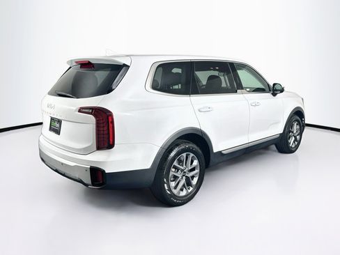 Used 2024 Kia Telluride LX FWD image 9