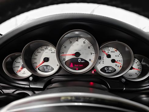 Used 2011 Porsche 911 Targa 4S image 32