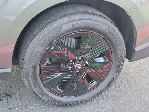 Used 2025 Nissan Murano SV image 23