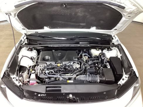 Used 2025 Toyota Camry LE FWD image 29