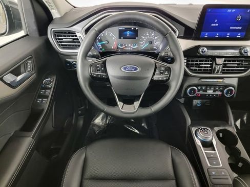 Certified 2022 Ford Escape SEL image 24