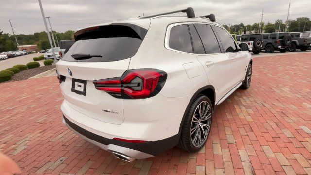 Used 2024 BMW X3 sDrive30i w/ Convenience Package w/ZPA RWD image 9