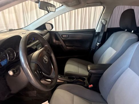 Used 2015 Toyota Corolla L FWD image 18