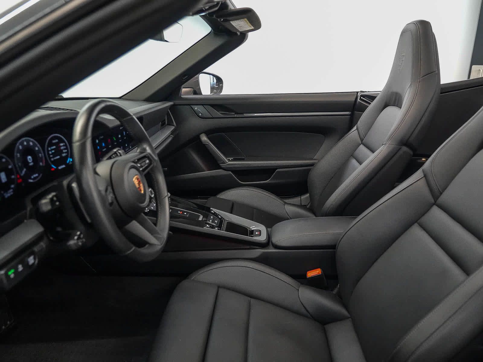 Certified 2025 Porsche 911 Carrera RWD image 20