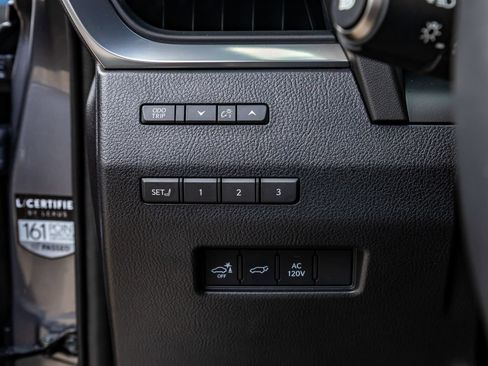 Used 2025 Lexus GX 550 w/ Accessory Package (Z1) AWD/4WD image 22