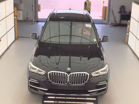 Used 2019 BMW X5 xDrive40i AWD/4WD image 2