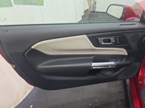 Used 2024 Ford Mustang GT Premium RWD image 9